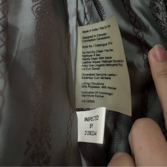 NWOT Danier Cropped Leather Moto Jacket - Size S, Chocolate Brown - Picture 4 of 10